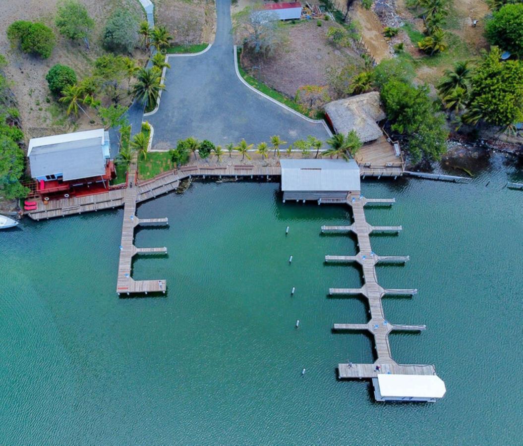 Hotel And Dive Center Roatan Yacht Club French Harbour 외부 사진