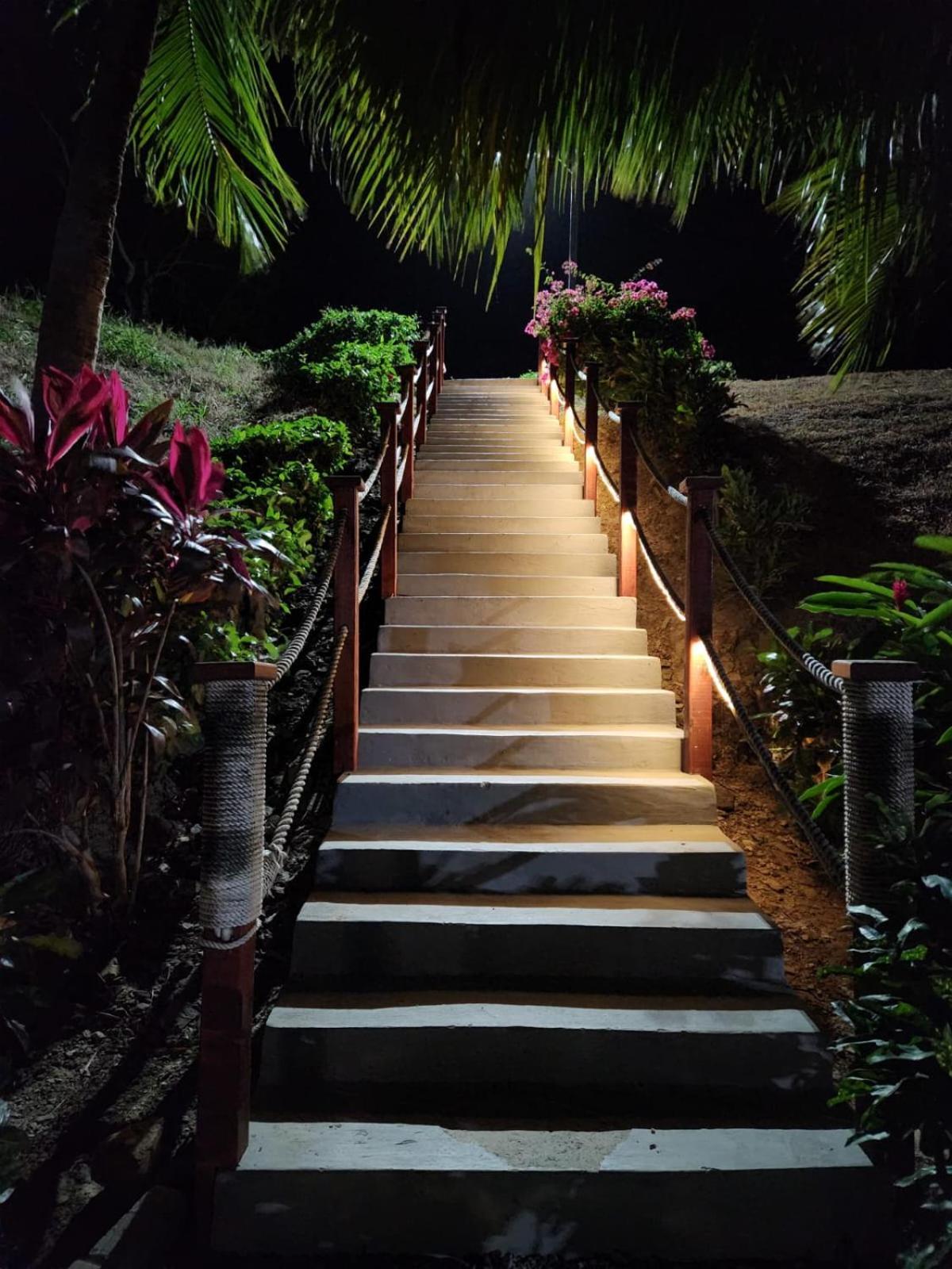 Hotel And Dive Center Roatan Yacht Club French Harbour 외부 사진